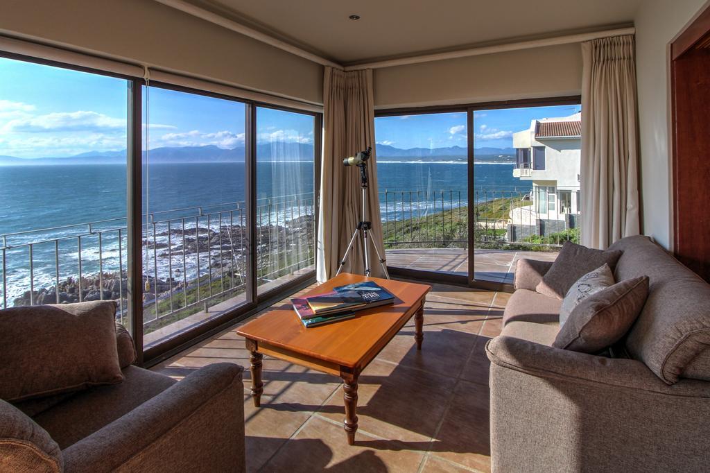 Whale Huys Luxury Oceanfront Eco Villa Gansbaai Extérieur photo