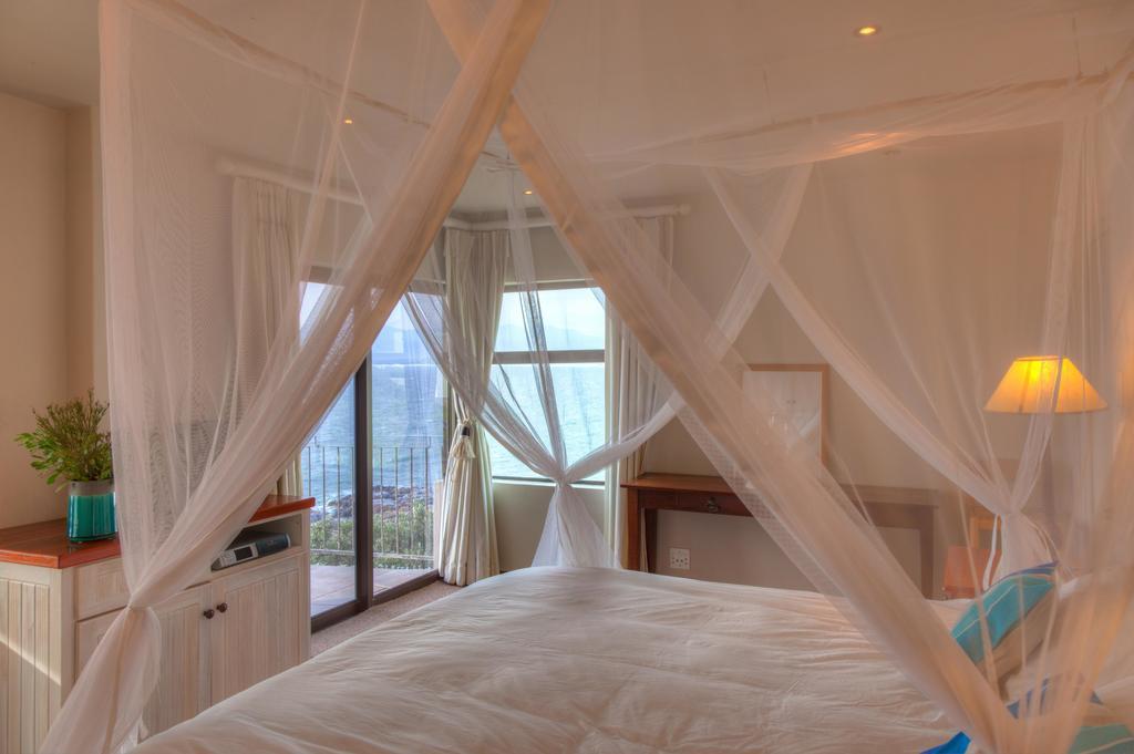 Whale Huys Luxury Oceanfront Eco Villa Gansbaai Chambre photo