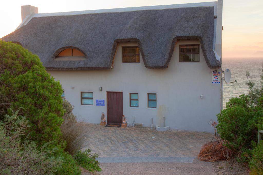 Whale Huys Luxury Oceanfront Eco Villa Gansbaai Chambre photo
