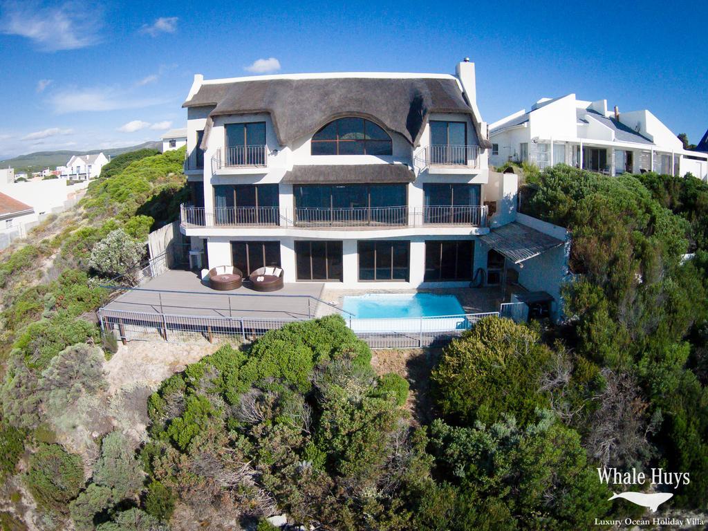 Whale Huys Luxury Oceanfront Eco Villa Gansbaai Extérieur photo