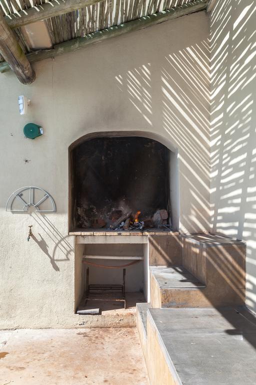 Whale Huys Luxury Oceanfront Eco Villa Gansbaai Extérieur photo