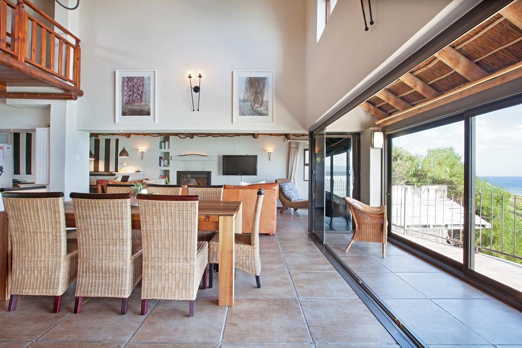 Whale Huys Luxury Oceanfront Eco Villa Gansbaai Extérieur photo