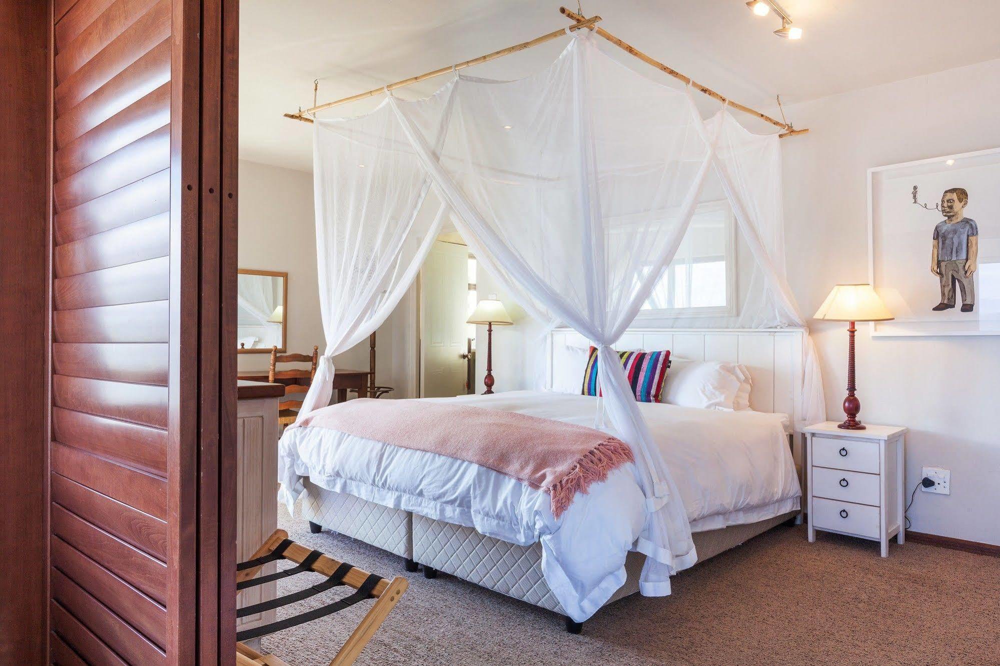 Whale Huys Luxury Oceanfront Eco Villa Gansbaai Extérieur photo